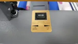 Anti-Curl Button